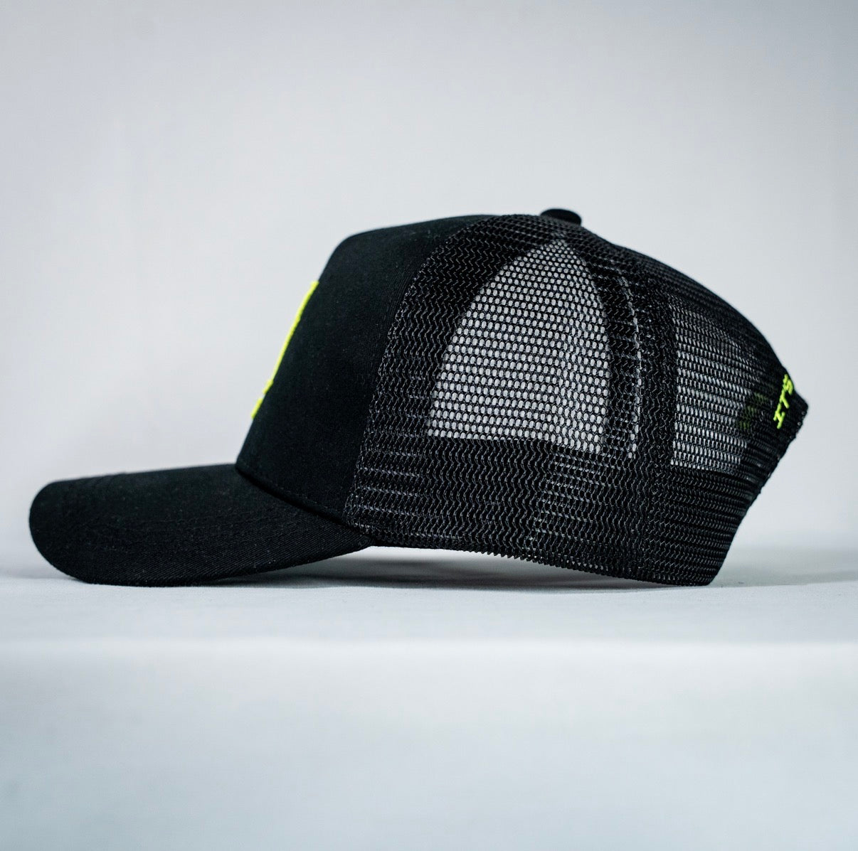 ZL Trucker Cap - Black/Neon Yellow