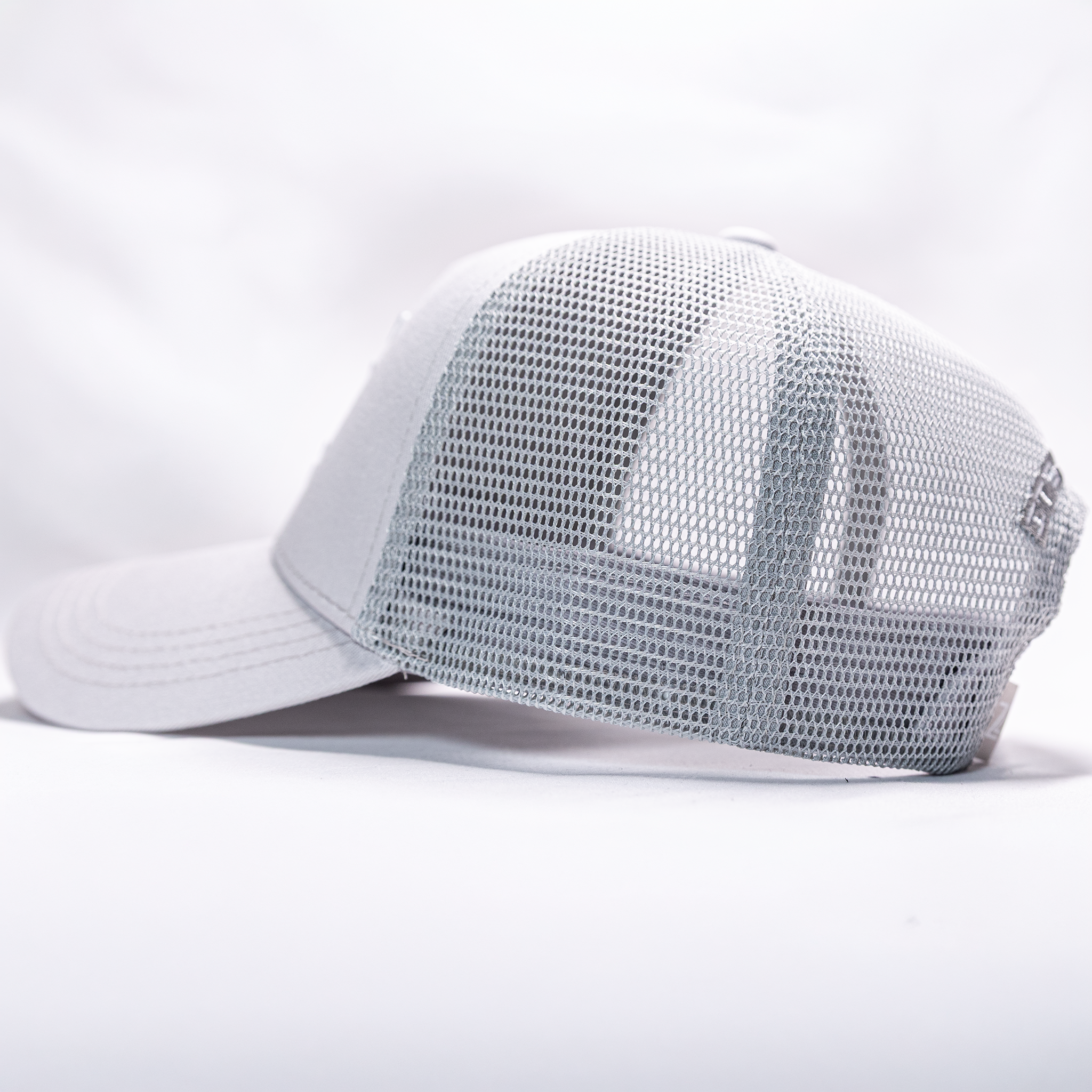 ZL Trucker Cap - Light Grey/White